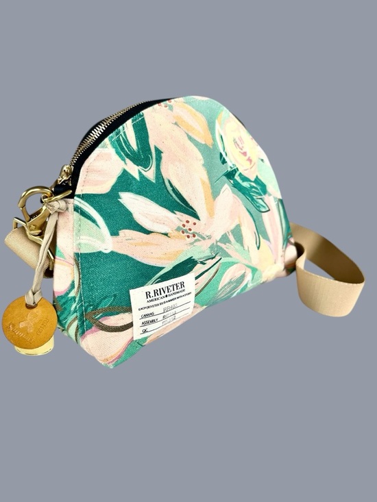 R. Riveter Floral Hopper Crossbody Bag USA Made - Picture 3 of 16